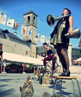 La criée de ruée verte / Spectacle Les Boudeuses